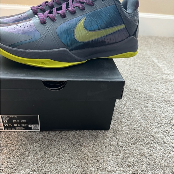 Kobe 5 Protro 2k20 Gamer Chaos Alternate - Picture 3 of 5